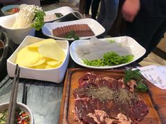 -热火朝天鲜切牛肉火锅(南强街巷店)