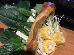 -东椰·海南椰子鸡火锅(朝阳门店)