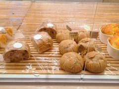 -好利来(新宜白店)