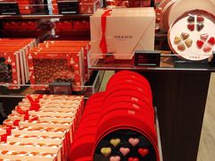 -Laderach 莱德拉(上海环贸iapm店)