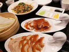 精品烤鸭-皇城根·烤鸭·鱼头·家常菜(欧亚大观乐活城店)