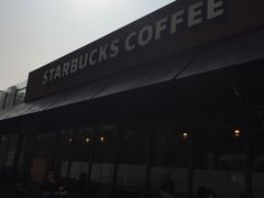 -星巴克(西藏路店)