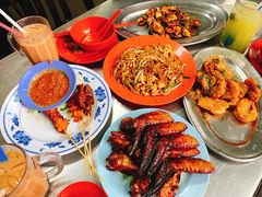 -黄亚华小食店(Jalan Alor)