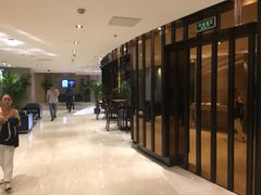 -上海龙之梦万丽酒店