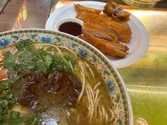 -金杨拉面王小吃面馆·牛三宝面·红烧牛肉粉