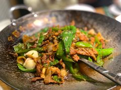 -费大厨辣椒炒肉(万家丽一店)