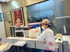 -花花卷卷·鲜食蛋糕(静安久光百货店)
