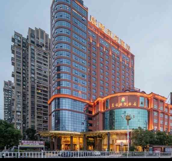 霞浦晨曦国际酒店-"房间隔音渣,晚上ktv开到凌晨2点,住客.