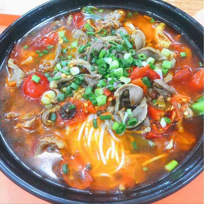 打分 读书的时候最爱吃的泡椒米线 现在来说口味也是相当不错的