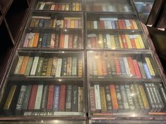 -钟书阁(松江泰晤士小镇店)