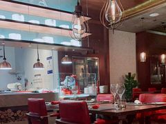 -恰餐厅及酒吧 CHAR Bar & Grill (北京丽都皇冠假日店)