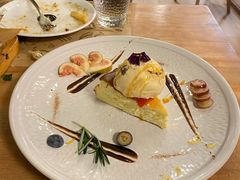 -Mark&Mars Restaurant