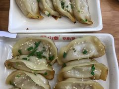 -小姜锅贴(凤凰街店)