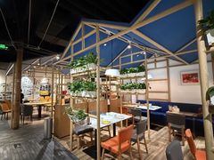 -渝信川菜 · 川味家常菜(财富购物中心店)