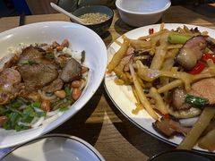 -牛八宝桂林米粉(八里庄店)