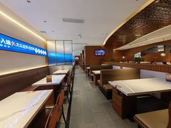 -正黄旗海鲜烧烤大排档(延安路总店)