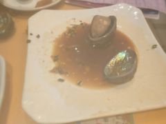 -鹏城人家海鲜酒家·23年老字号(较场尾店)