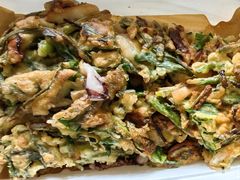 海鲜葱饼-富乐满韩国正宗炸鸡韩国料理(虹泉路店)