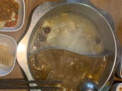 鸳鸯锅底-傣妹火锅(南京东路一店)