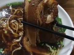 -小龙大肉面馆