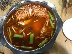 -苗家恒灵酸汤鱼-跳水牛肉连锁店(凯里总店)