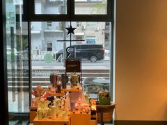 -星巴克臻选(青岛麦凯乐分店)