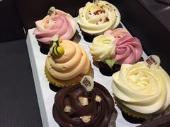 各种味道的纸杯蛋糕-Pantry's Best派悦坊蛋糕(K11购物艺术中心店)