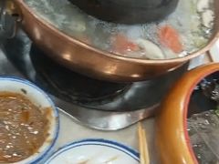 -盛元盛居传统炭火锅(绿园店)