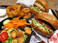 -The Habit Burger Grill 哈比特汉堡(爱琴海店)