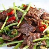 玉米厨房一一下酒下饭的蒜苔炒牛肉