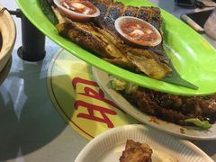 -明记烧鱼美味店