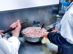 -黄阿姨锅贴大王(万航渡路店)