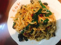 肉丝炒粉-易裕和·长沙米粉(友谊路店)