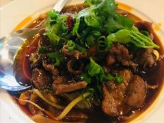 水煮牛肉-广东嘉华大酒店·金銮阁中餐厅