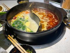 -钢管厂五区小郡肝串串香火锅(梅川路店)
