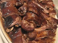 -八府香鸭·啫啫煲(华山路店)