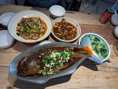 -树厨贵州菜(大十字店)