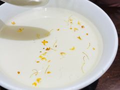 自制杏仁豆腐-姚记炒肝店(簋街店)