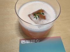 巴黎甜心-村口大树(长乐路店)
