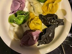 五味海鲜水饺拼盘-东莱馋房(陆家嘴店)