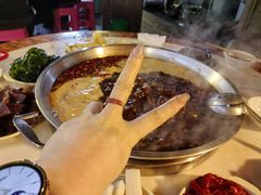 -储奇门鳝鱼火锅(总店)