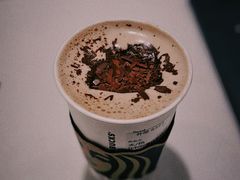 -星巴克(上海长宁来福士1F店)