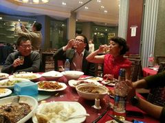 -八府香鸭·啫啫煲(华山路店)