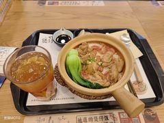 -煲仔皇腊味煲仔饭(经四万达店)