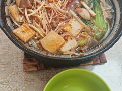 菌类砂锅米-砂锅米线