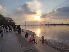 -人民防洪胜利纪念塔