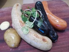 -杏荟旋转餐厅(广州爱群店)