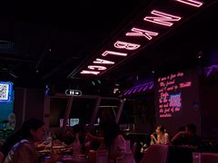 -粉墨特色菜·烧烤音乐酒馆