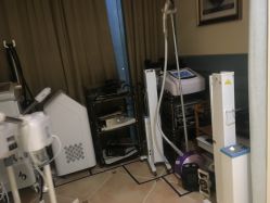 -静博士养生美容连锁