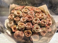 -壹号鲜花店(苍南灵溪河滨东路店)